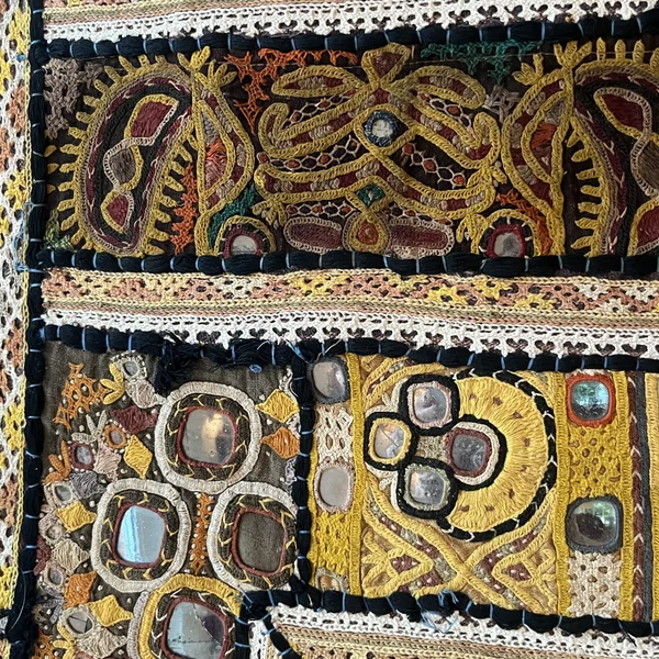 Antiguo tapiz Kutch Patchwork - Guyarat, India - Imagen 8
