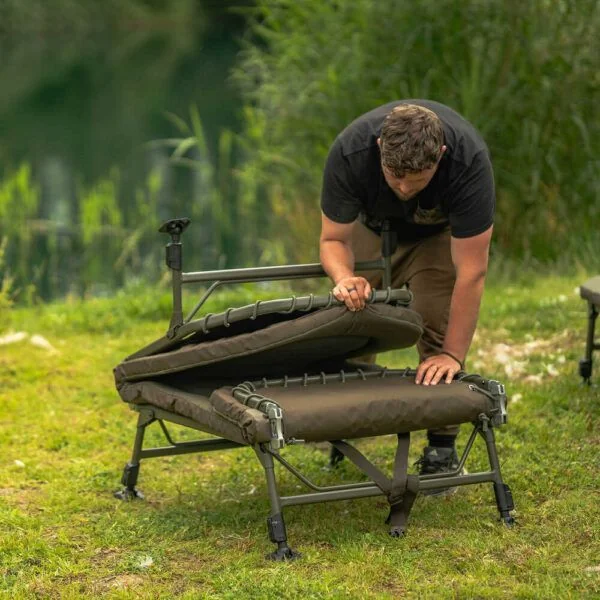 Avid Carp Bed Chair Benchmark Ultra Standard ( 6 patas) - Imagen 8