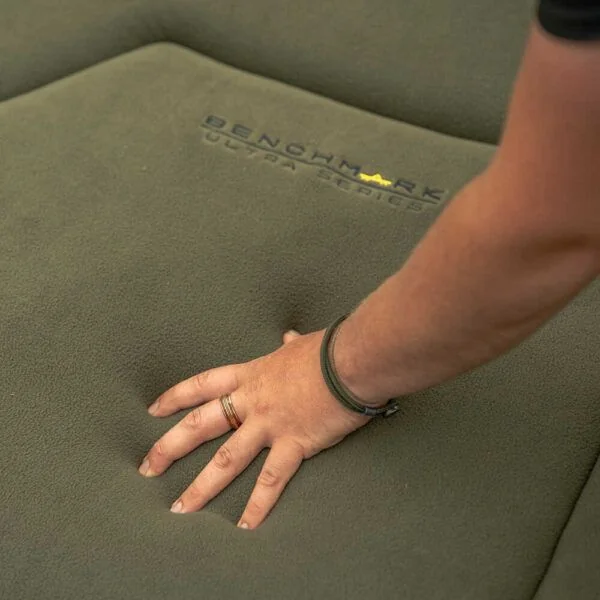 Avid Carp Benchmark Ultra X Bed ( 8 patas) - Imagen 2