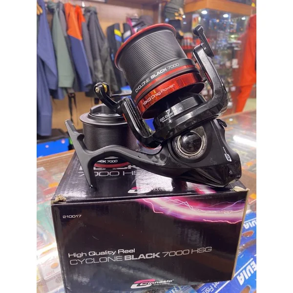 CARRETE CINNETIC CYCLONE BLACK 7000 HSG "SURFCASTING"