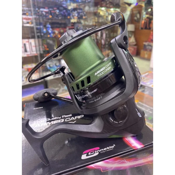 CINNETIC ARMED CARP 7000 CRBK " SURFCASTING"