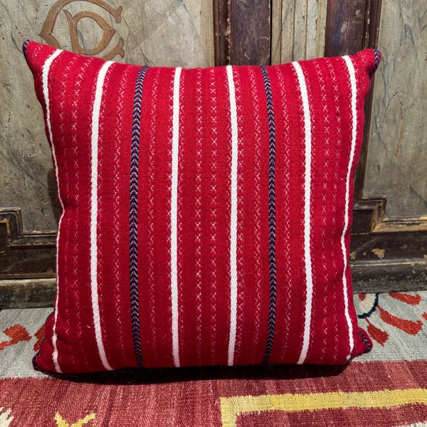Cojín textil antiguo 50x50