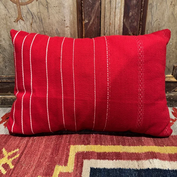 Cojín textil antiguo 60x40