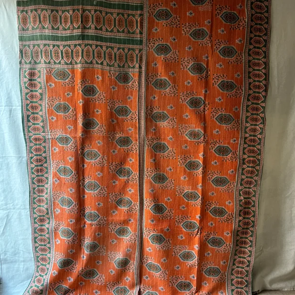 Colcha Kantha Tradicional