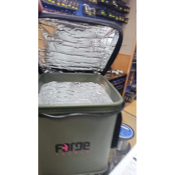 Forge Tackle Eva Compact insulated (Verde) - Imagen 4