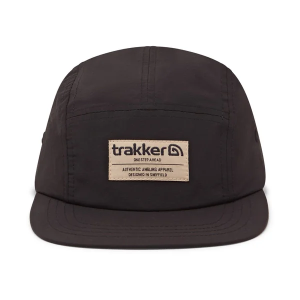 Gorra negra de 5 paneles
