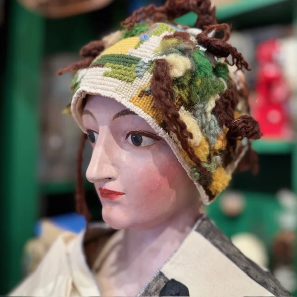 Gorro textil artesanal de Rut Olabarri - Imagen 4