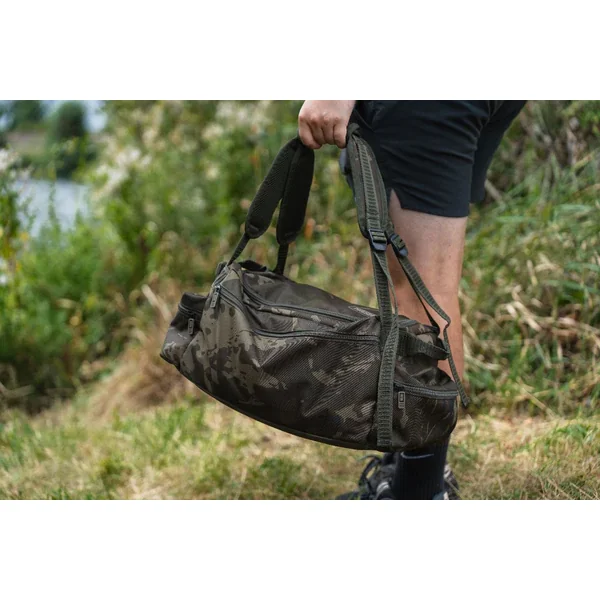 Nash Subterfuge Duffel Bag Small 20l
