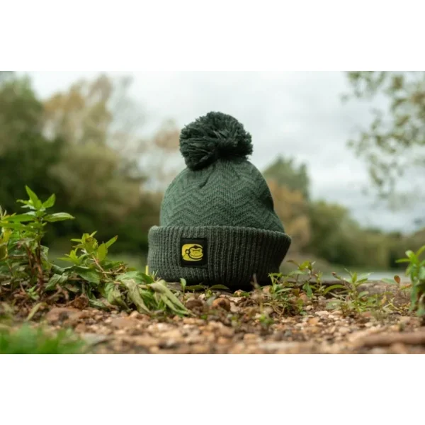 RidgeMonkey APEarel ThermaPro Gorro Impermeable con Pompon Verde