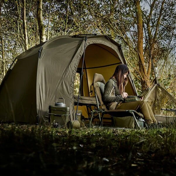 Trakker Refugio Bivvy Tempest Brolly 100T